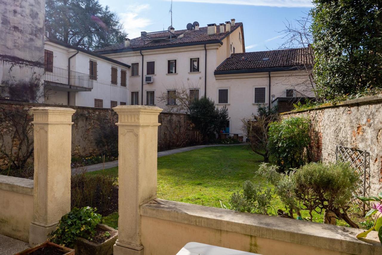 Apartament Mansarda Fogazzaro Vicenza Zewnętrze zdjęcie