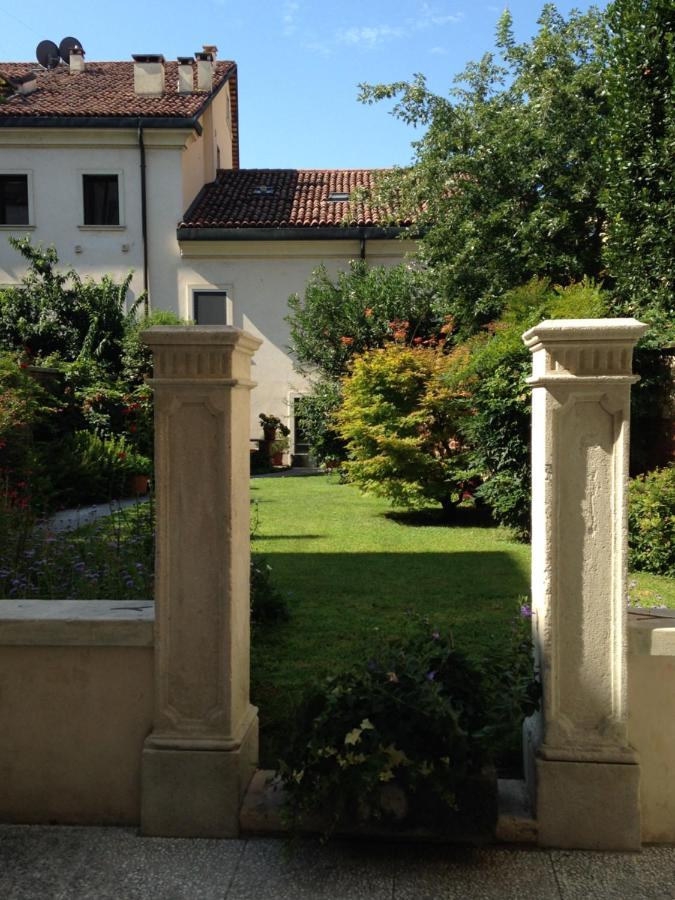 Apartament Mansarda Fogazzaro Vicenza Zewnętrze zdjęcie